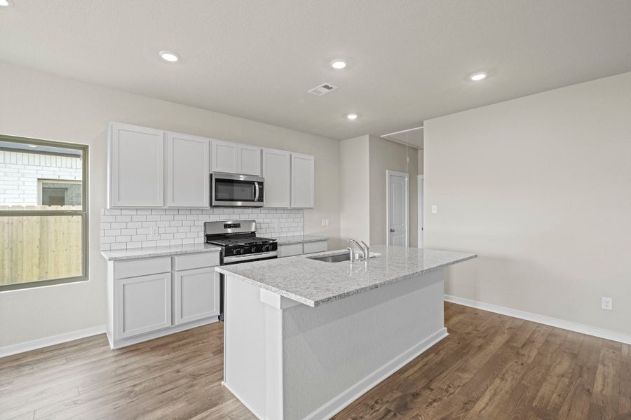 1,372sf New Home in Angleton, TX. - Slide 8 1,372sf New Home in Angleton, TX. - Slide 8