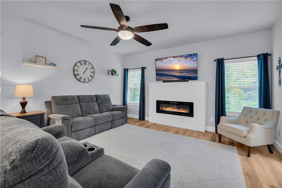 Furnished interior view inside a new home in , Lavonia (Image 7).
