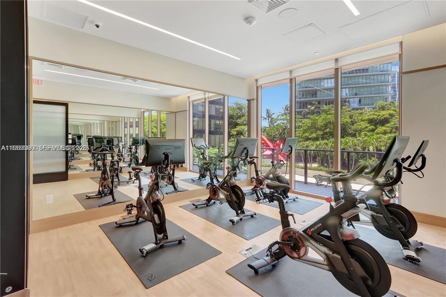 Community amenities in Mr. C Residences, Miami (Image 49).