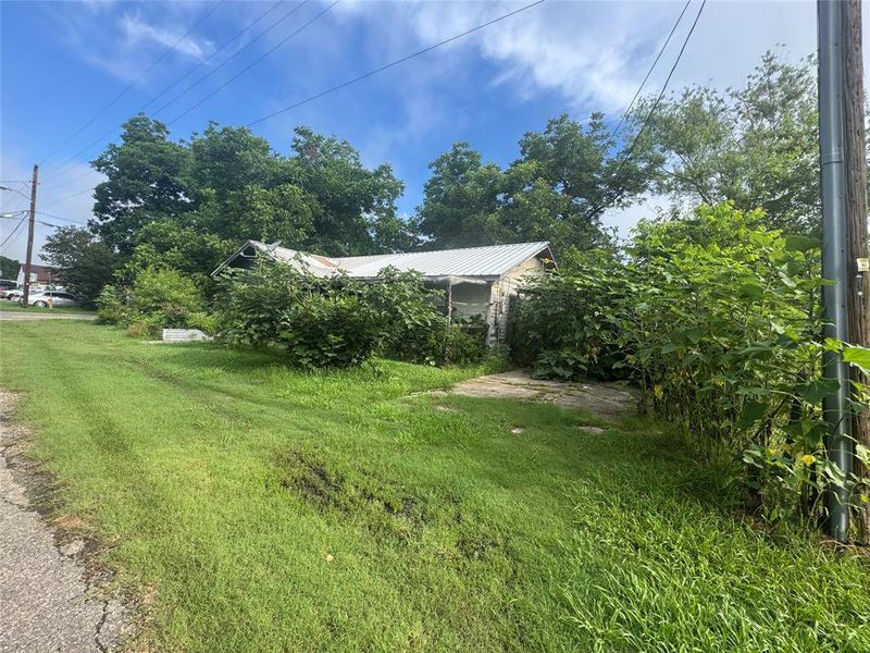 Image 5 of a home in . Image 5 of a home in .