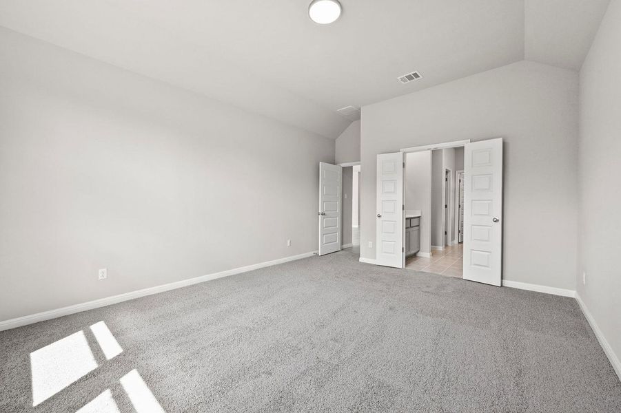 Spacious, unfurnished interior of a new home in Trinity Ranch, Elgin (Image 14). Spacious, unfurnished interior of a new home in Trinity Ranch, Elgin (Image 14).