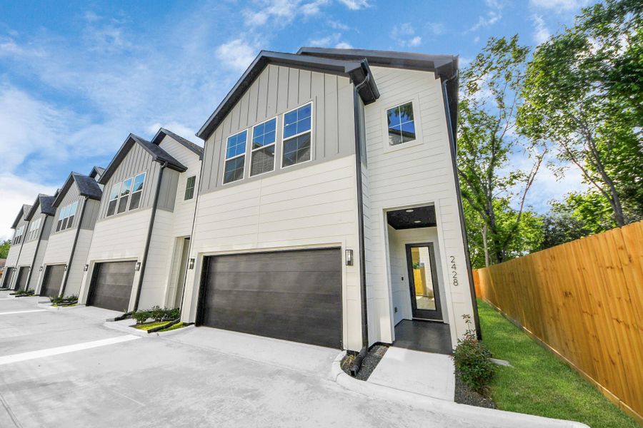 2428 Harrington 2428 Harrington