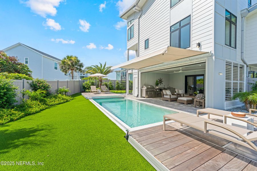 Front exterior of a new home in , Ponte Vedra Beach, FL, highlighting curb appeal (Image 29).