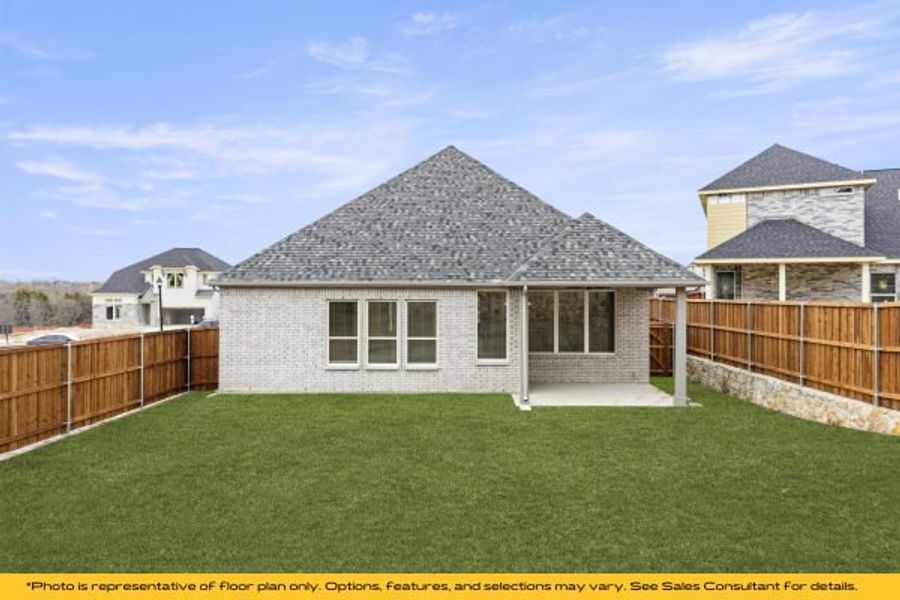 Representative exterior details of a home built from the The Catalina by Stonefield Homes in The Highlands, Rockwall (Image 54).
