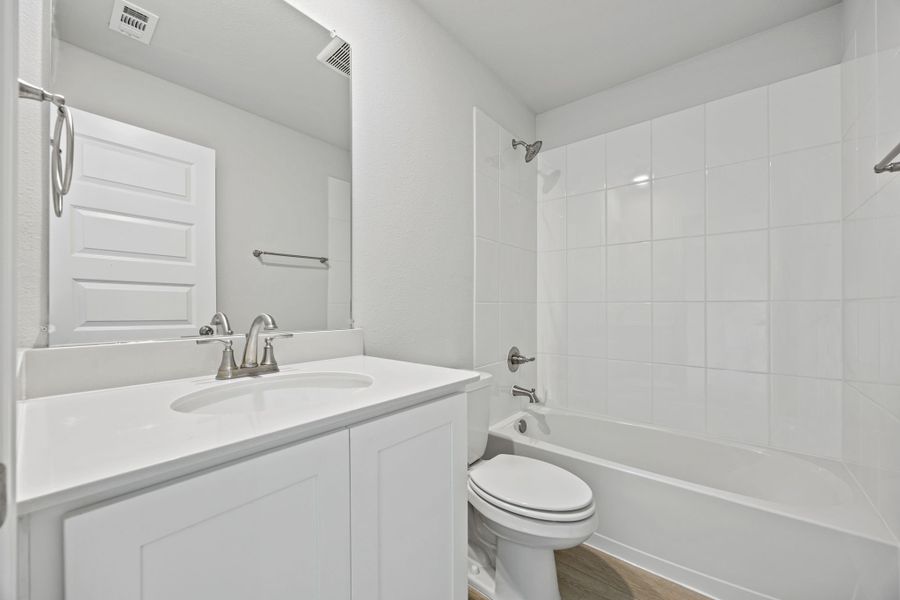 Representative furnished interior of a home built from the Columbus by Cambridge Homes in Ribbonwood, Aubrey (Image 8). Representative furnished interior of a home built from the Columbus by Cambridge Homes in Ribbonwood, Aubrey (Image 8).