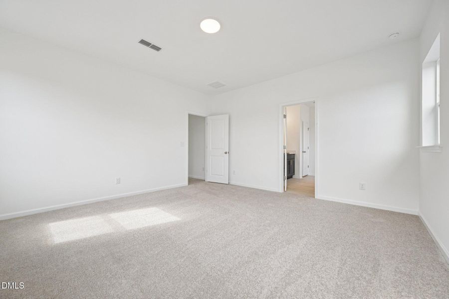 22-web-or-mls-Ken Dr-S2402-022