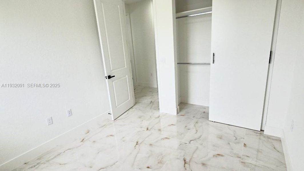 Spacious, unfurnished interior of a new home in , Labelle (Image 10).