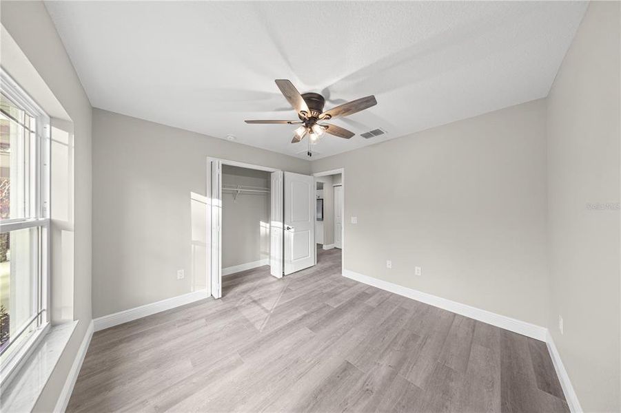 Spacious, unfurnished interior of a new home in , Williston (Image 15).