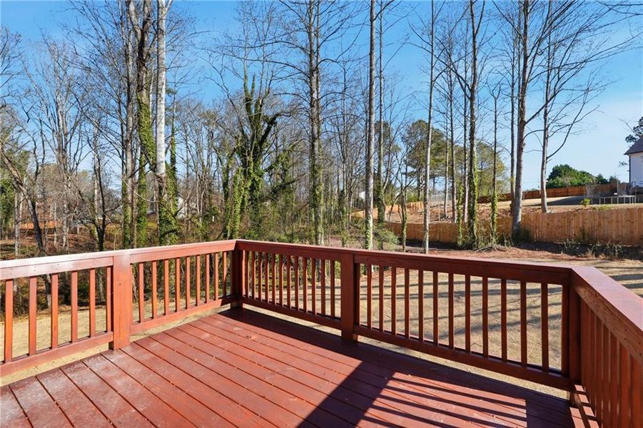 Exterior details and patio area of a home in , Gainesville (Image 3).