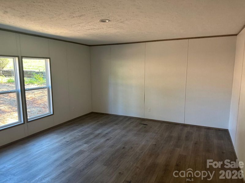 Spacious, unfurnished interior of a new home in , Mooresville (Image 7).