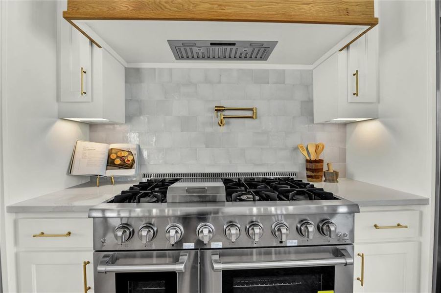 Close-up of interior finishes inside a home in , Aledo (Image 22).