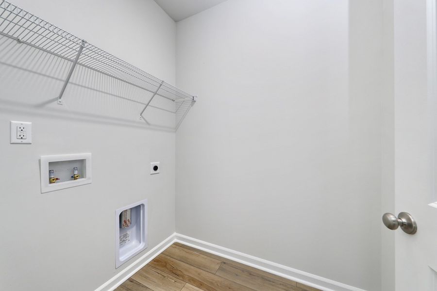 Spacious, unfurnished interior of a new home in Hainer Place, Conway (Image 45).