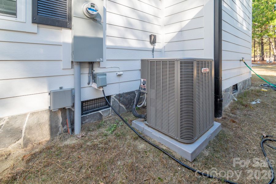 Exterior details and patio area of a home in , Pageland (Image 4).