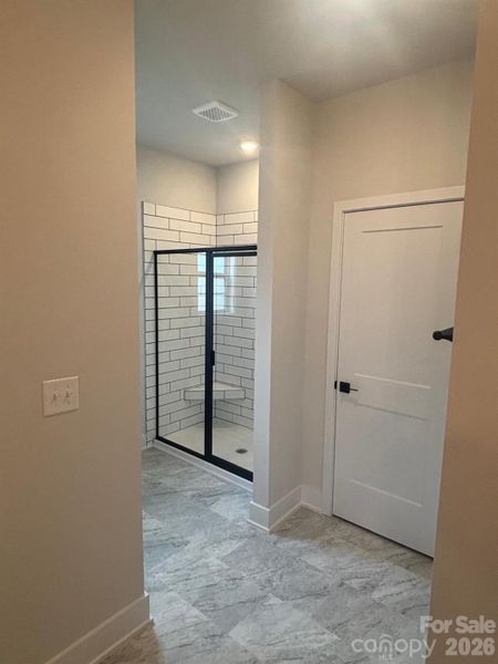 Spacious, unfurnished interior of a new home in Kerns Ridge, Salisbury (Image 14).