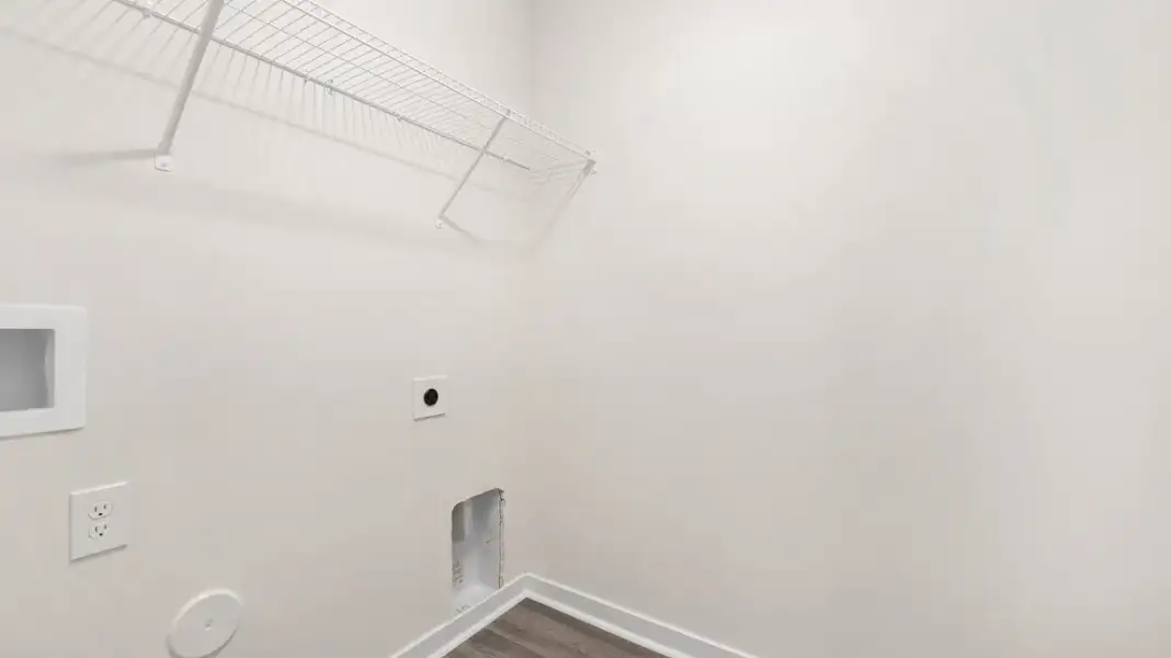 Spacious, unfurnished interior of a new home in Rydele Heights - Express, Asheville (Image 22).