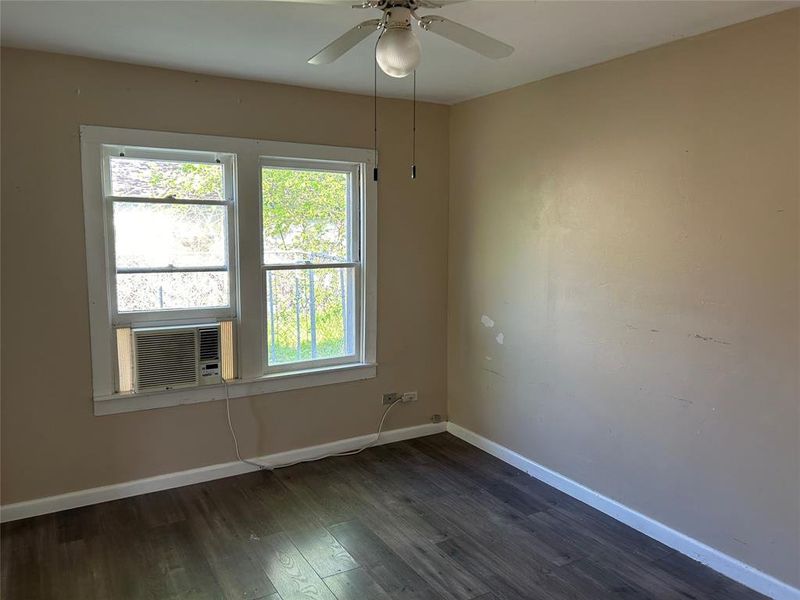 Spacious, unfurnished interior of a new home in , Whitney (Image 9).