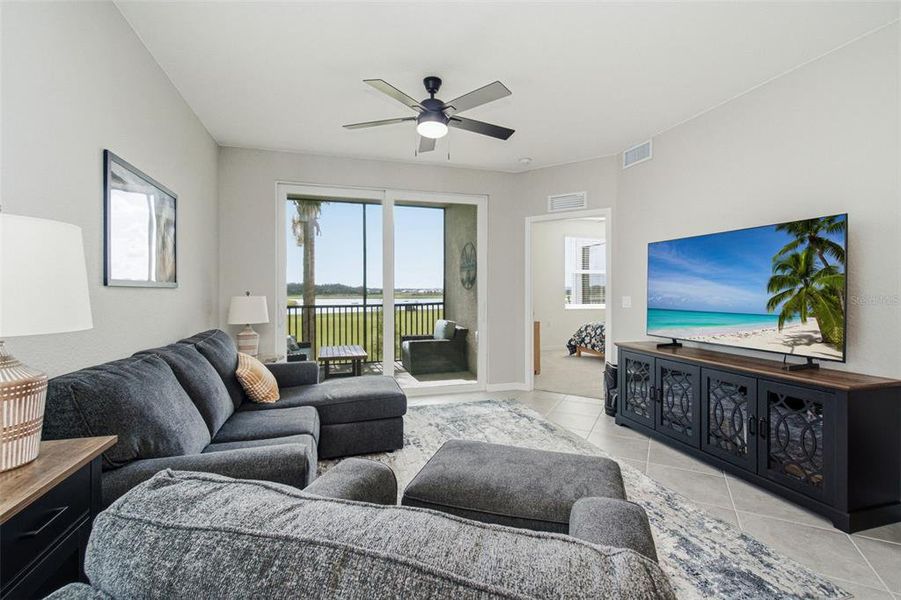 Furnished interior view inside a new home in , Punta Gorda (Image 20). Furnished interior view inside a new home in , Punta Gorda (Image 20).