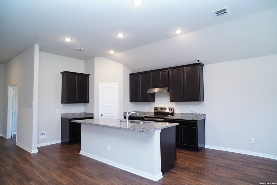 Furnished interior view inside a new home in Jordan's Ranch, San Antonio (Image 19).