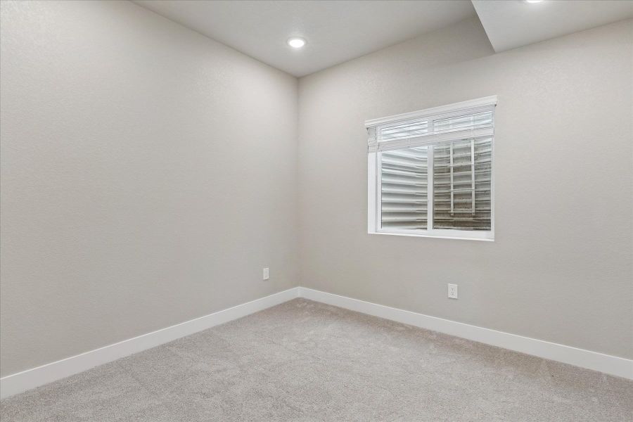 Spacious, unfurnished interior of a new home in Aspen Meadows, Colorado Springs (Image 35). Spacious, unfurnished interior of a new home in Aspen Meadows, Colorado Springs (Image 35).