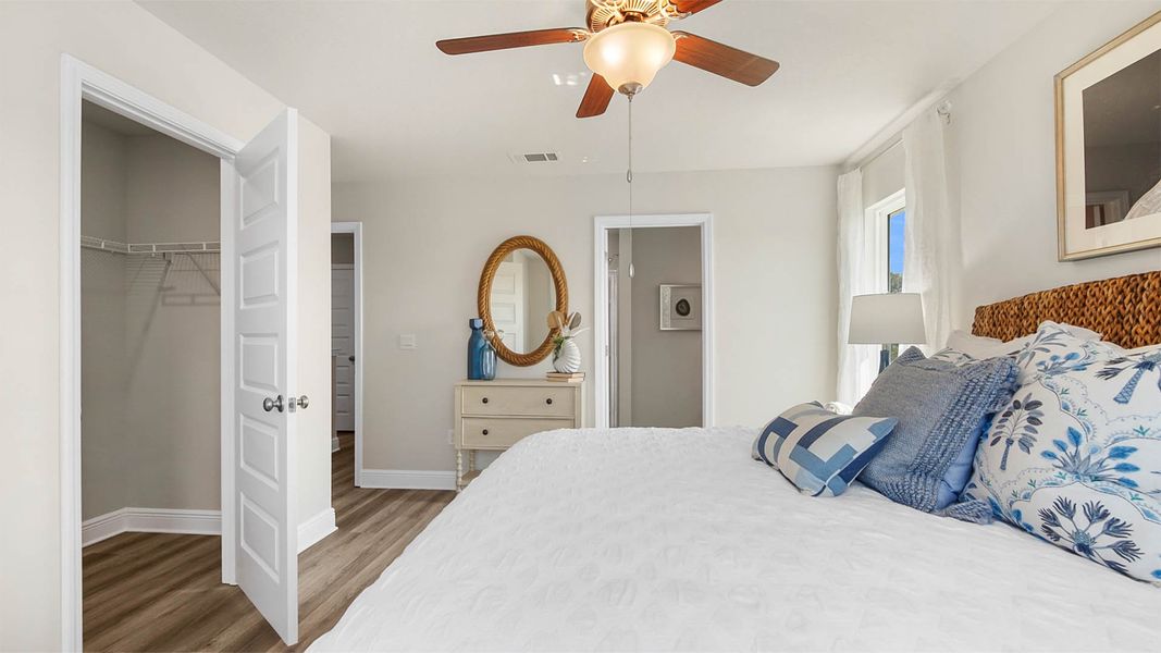 Representative furnished interior of a home built from the Palm Exterior by D.R. Horton in Hawks Landing Townhomes, Santa Rosa Beach (Image 18).
