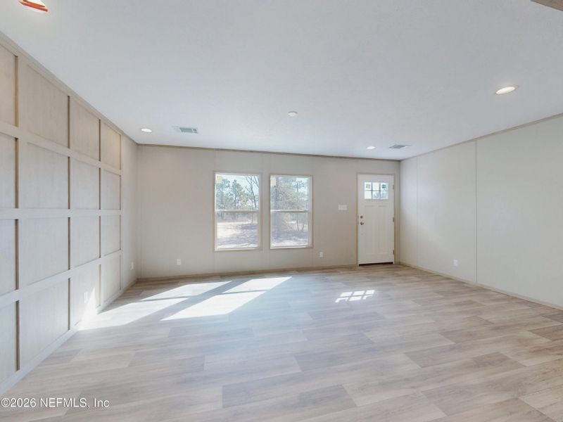 Spacious, unfurnished interior of a new home in , Keystone Heights (Image 23).