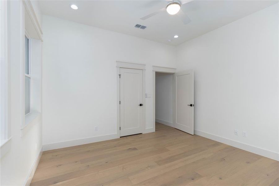 Spacious, unfurnished interior of a new home in , Tyler (Image 19).