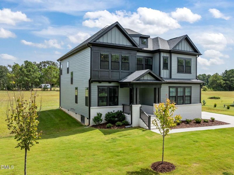 Gourgeous Curb Appeal Gourgeous Curb Appeal