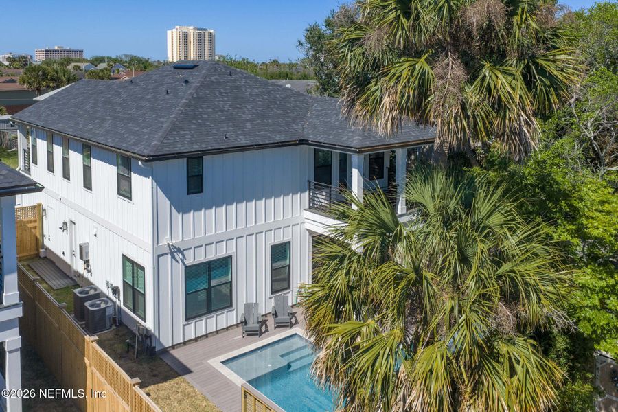Exterior details and patio area of a home in , Jacksonville Beach (Image 42).