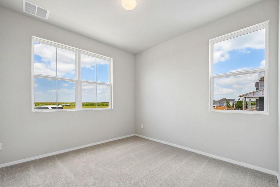 Spacious, unfurnished interior of a new home in Harvest Ridge, Elgin (Image 16). Spacious, unfurnished interior of a new home in Harvest Ridge, Elgin (Image 16).