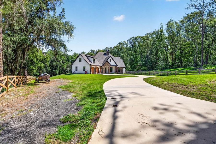 Front exterior of a new home in , Dade City, FL, highlighting curb appeal (Image 24).