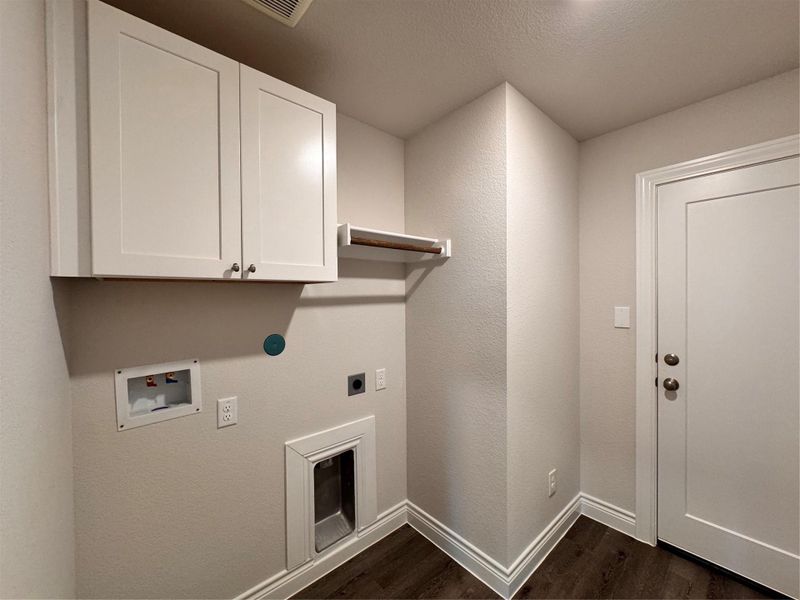 Spacious, unfurnished interior of a new home in Grand Oaks Reserve, Cleveland (Image 26). Spacious, unfurnished interior of a new home in Grand Oaks Reserve, Cleveland (Image 26).