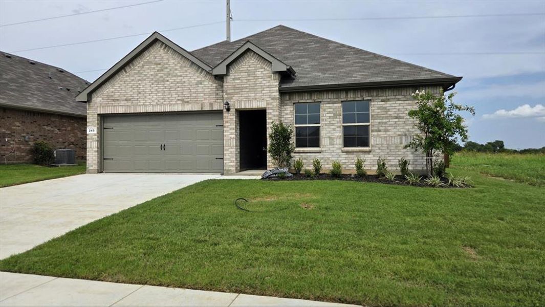 Front Elevation - D.R. Horton's Tupelo Floorplan Elevation H- All Home and community information, including pricing, included features, terms, availability and amenities, are subject to change at any time without notice or obligation. All Drawings, pictures, photographs, video, square footages, floor plans, elevations, features, colors and sizes are approximate for illustration purposes only and will vary from the homes as built. Front Elevation - D.R. Horton's Tupelo Floorplan Elevation H- All Home and community information, including pricing, included features, terms, availability and amenities, are subject to change at any time without notice or obligation. All Drawings, pictures, photographs, video, square footages, floor plans, elevations, features, colors and sizes are approximate for illustration purposes only and will vary from the homes as built.