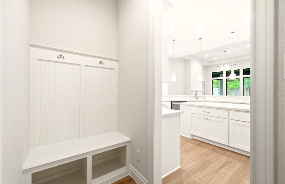 Furnished interior view inside a new home in The Woodlands Hills 65′, Willis (Image 19). Furnished interior view inside a new home in The Woodlands Hills 65′, Willis (Image 19).