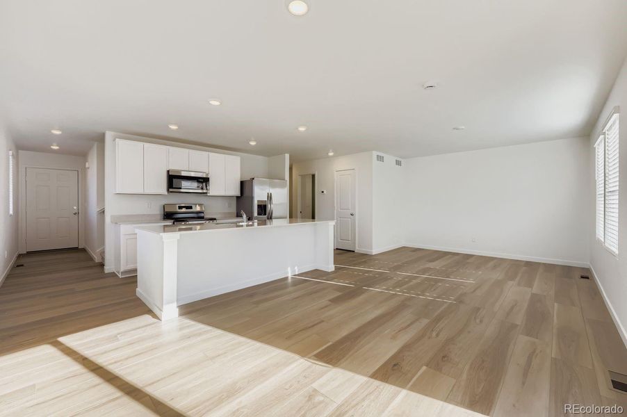 Spacious, unfurnished interior of a new home in Copper Chase: The Celestial Collection, Colorado Springs (Image 13).