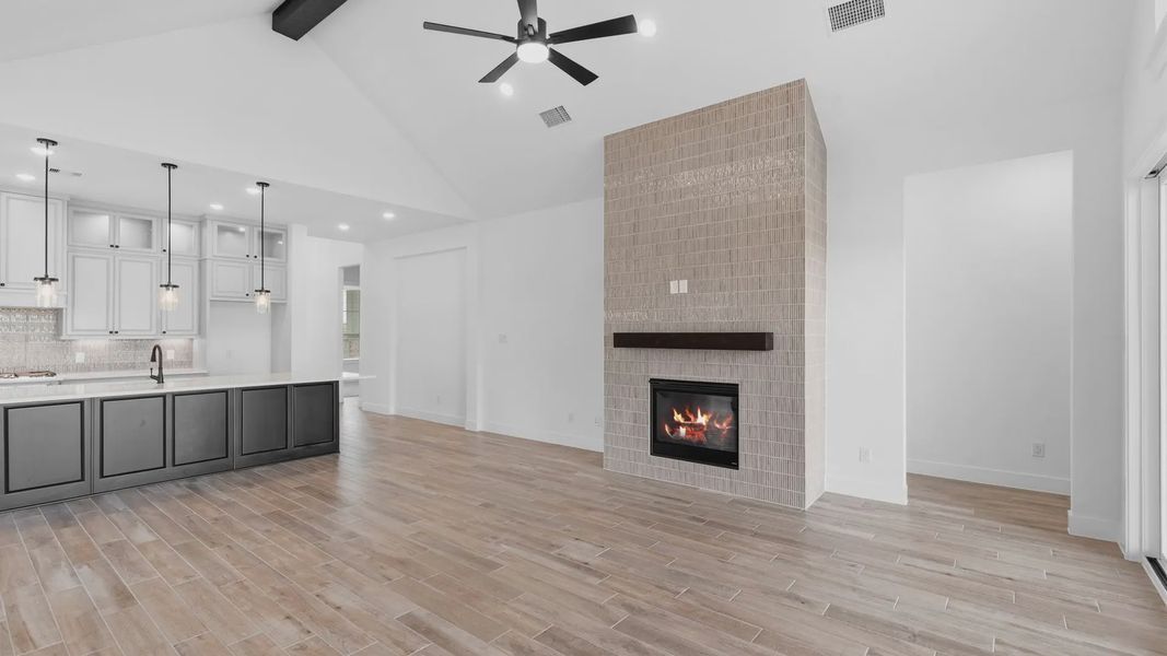 Representative furnished interior of a home built from the Brentwood by Chesmar Homes in Briarley, Montgomery (Image 9). Representative furnished interior of a home built from the Brentwood by Chesmar Homes in Briarley, Montgomery (Image 9).