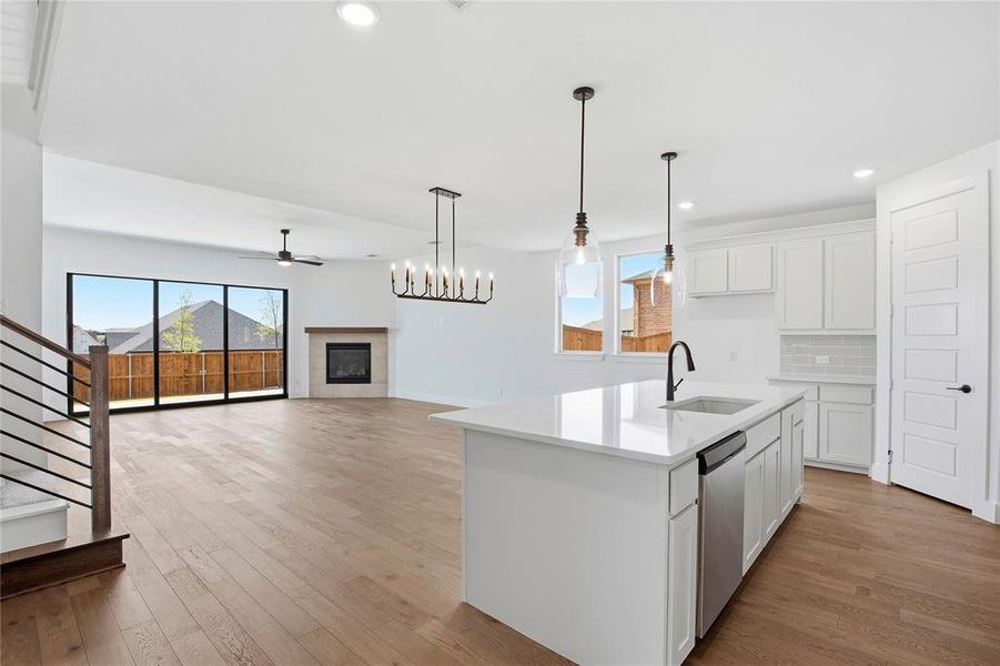 Furnished interior view inside a new home in Talon Hills, Fort Worth (Image 13). Furnished interior view inside a new home in Talon Hills, Fort Worth (Image 13).