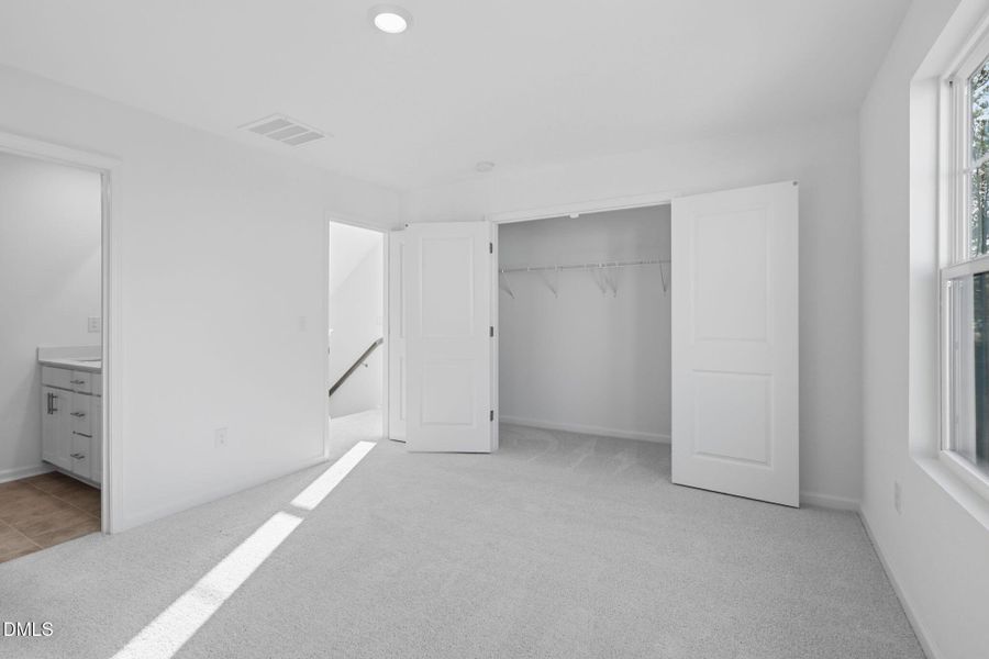 SUN_ElmGrove_Pic_Jackson_QMI_21_Bed3_1of SUN_ElmGrove_Pic_Jackson_QMI_21_Bed3_1of