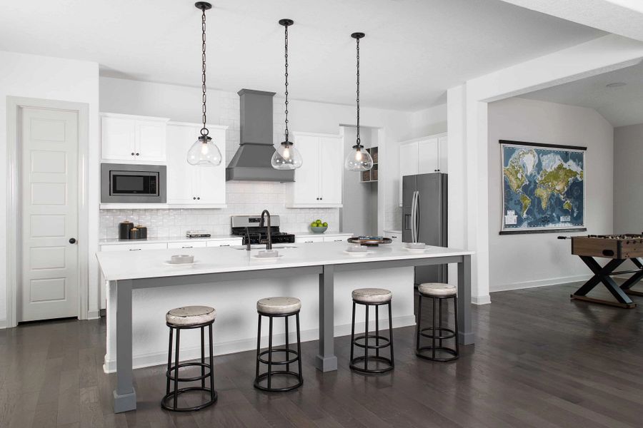 Representative furnished interior of a home built from the Blanco by Ashton Woods in Saddlebrook Ranch, Schertz (Image 8).