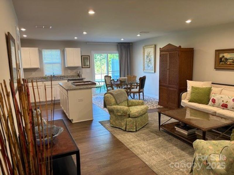 Furnished interior view inside a new home in Bear Park, Hickory (Image 4).