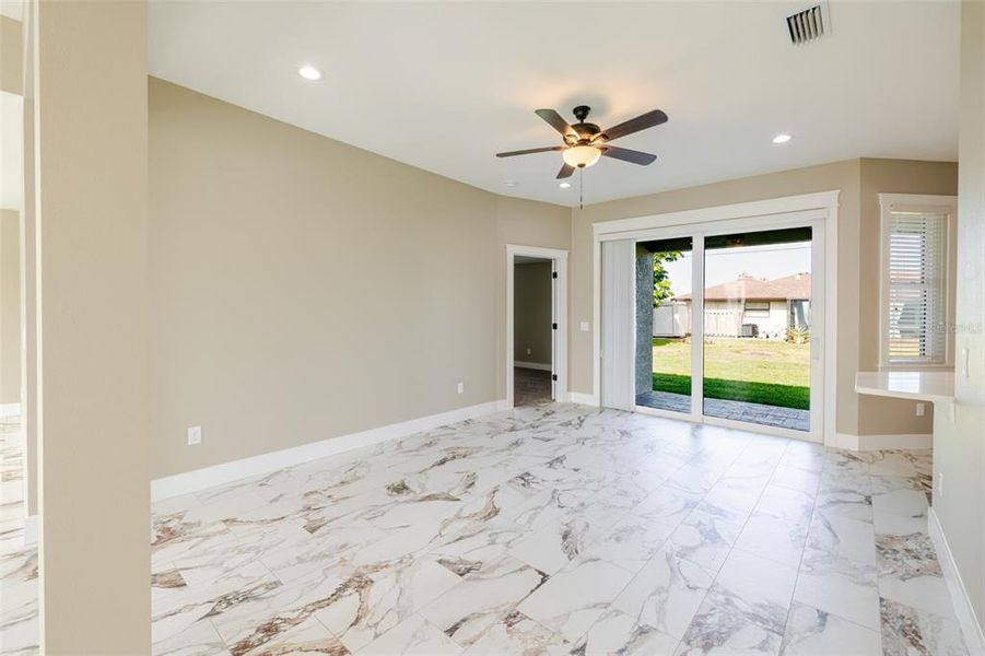 Spacious, unfurnished interior of a new home in , Englewood (Image 24).