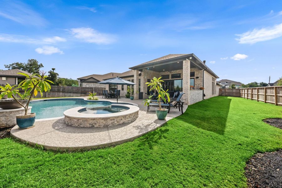 Exterior details and patio area of a home in , Fulshear (Image 23).