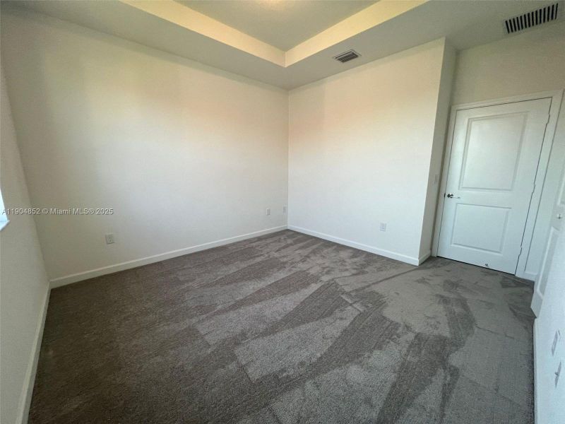 Image 21 of a home in .