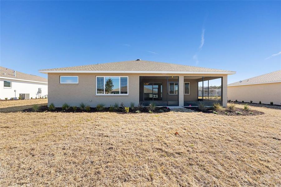 Exterior details and patio area of a home in , Ocala (Image 20).