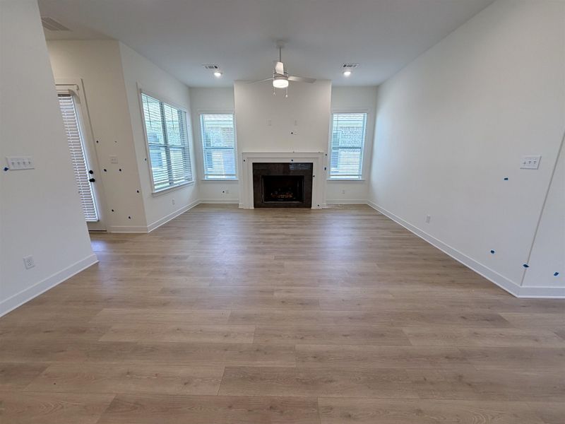 Spacious, unfurnished interior of a new home in Lockwood, Collierville (Image 18).