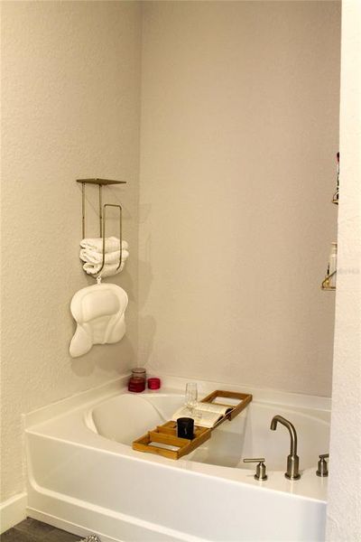 Close-up of interior finishes inside a home in , Ocala (Image 14). Close-up of interior finishes inside a home in , Ocala (Image 14).