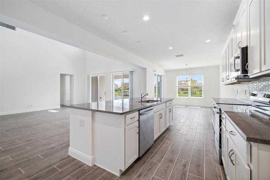 Furnished interior view inside a new home in Hanover Lakes, St. Cloud (Image 8). Furnished interior view inside a new home in Hanover Lakes, St. Cloud (Image 8).
