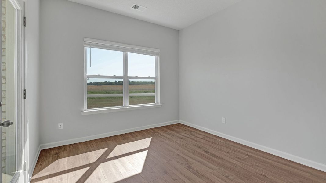 Spacious, unfurnished interior of a new home in Hedge Rose, Somerville (Image 23).