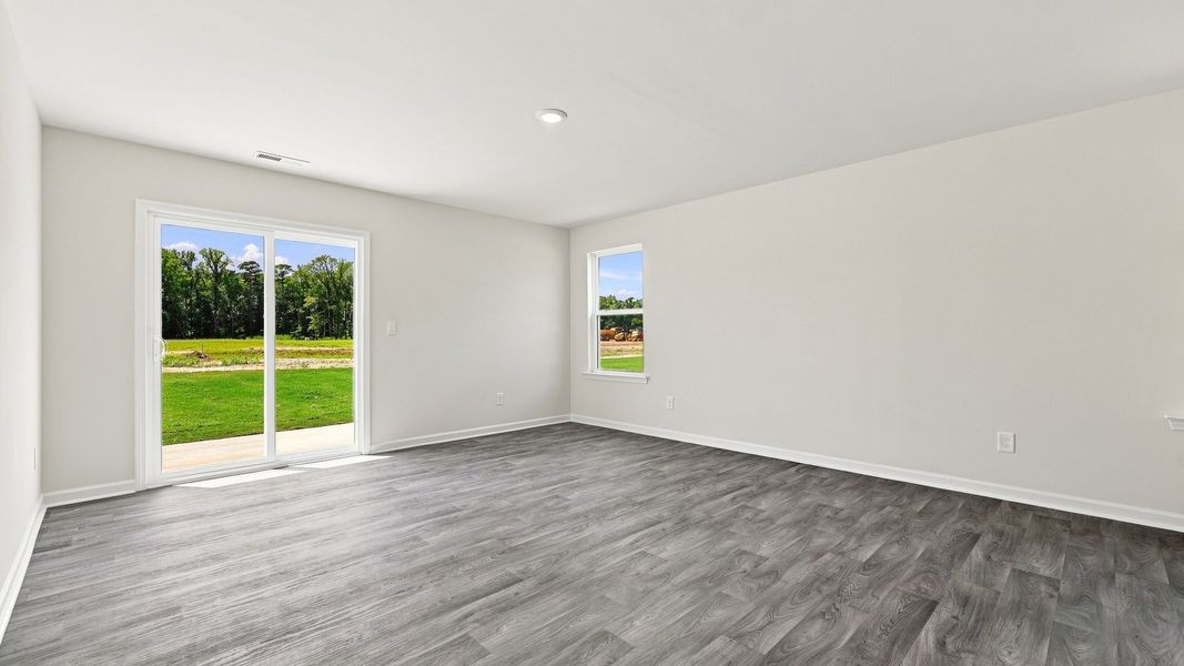 Spacious, unfurnished interior of a new home in Carter Ridge, Greenville (Image 18).