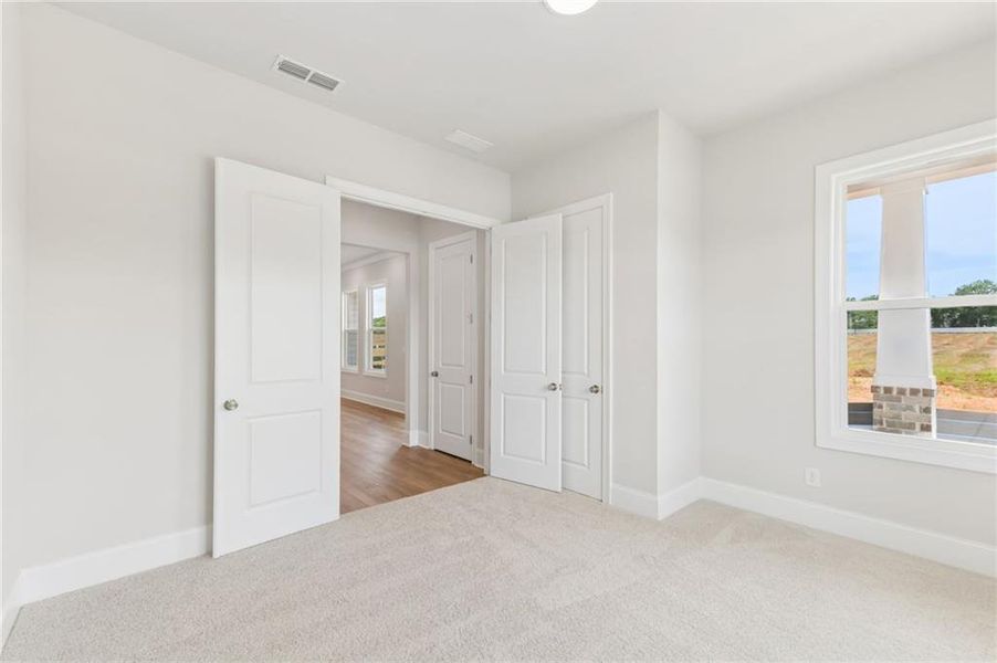 Spacious, unfurnished interior of a new home in Aberdeen, Hoschton (Image 20).