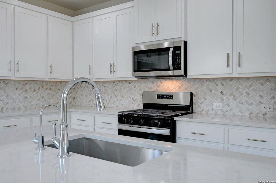 Close-up of interior finishes inside a home in Avondale, San Antonio (Image 8). Close-up of interior finishes inside a home in Avondale, San Antonio (Image 8).